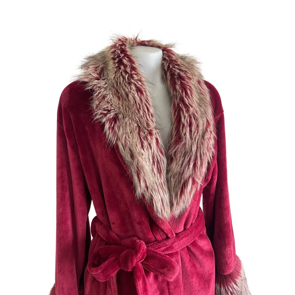 Adrienne Landau Womens Red Faux Fur Trim Plush Fleece‎ Long Robe M/L Loungewear